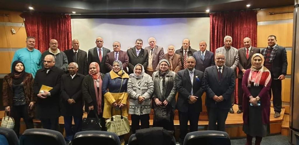 بالصور | مركز الوعي العربي يشارك في ندوة القدس ودور الدبلوماسية المصرية في الحفاظ علي هويتها العربية والإسلامية. 1