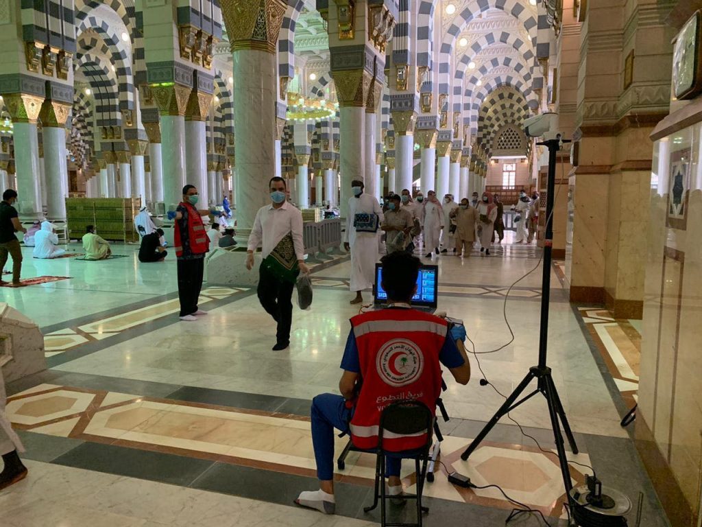 هيئة الهلال الأحمر بالمدينة تشارك في الفرز البصري في المسجد النبوي والمساجد الكبرى 1