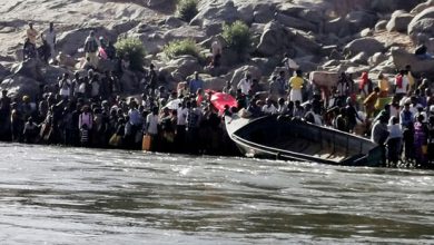 هروب مئات الإثيوبيين عبر النهر إلى السودان خوفا من الحرب 7