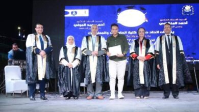 جامعة أسيوط تشهد حفل تخريج دفعة 2021/2022 لكلية الحاسبات والمعلومات  4