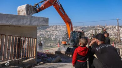 بالفيديو: الاحتلال يهدم منزلاً بالقدس بدعوى عدم الترخيص 7