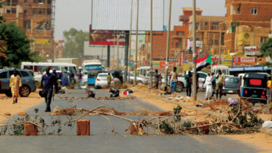 اتساع القتال في السودان وعدد النازحين يصل 2.5 مليون شخص 6