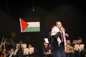 بالصور.. إقبال جماهيري كبير على أمسية "فلسطين في القلب"بمسرح مركز الهناجر 5