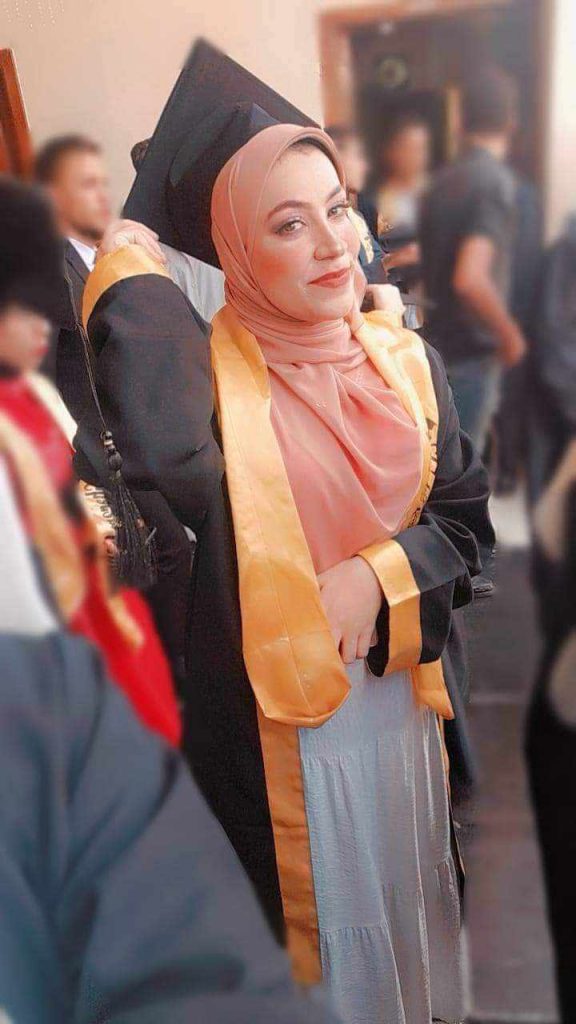 نورهان أحمد من دبلوم فنى تجارى إلى معيدة بكلية التجارة بجامعة أسيوط 1