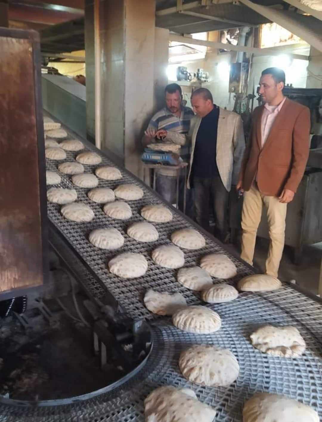 حملات تموينية على المخابز البلدية بمدن البحيرة تضبط عدد من المخالفات