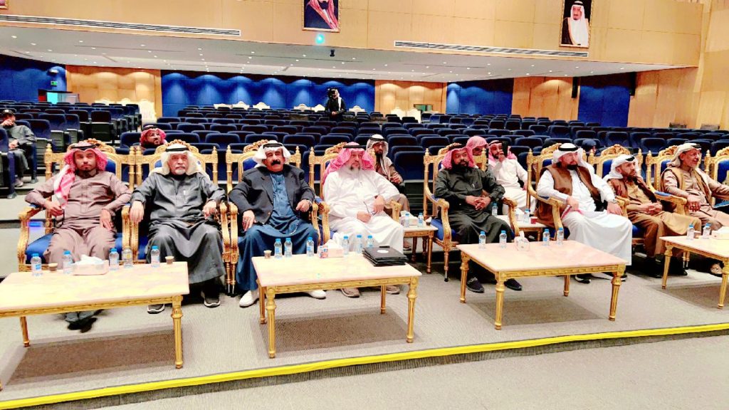 أمسية شعرية مميزة وحضور لافت في جمعية أدباء الأحساء 3