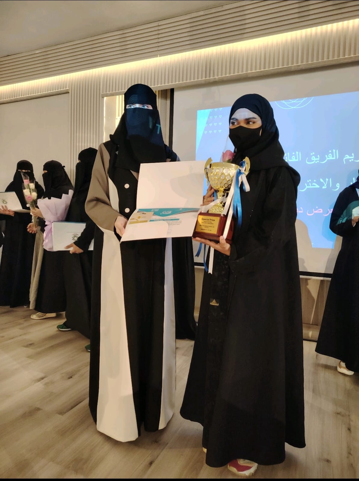 التقنية الرقمية للبنات بالاحساء تنال الذهبية في كوريا الجنوبية بحماية مرتادي الشواطئ