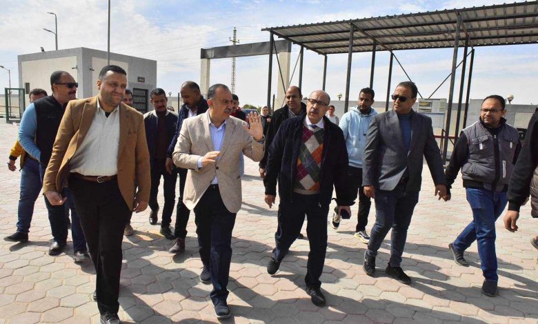 محافظ أسيوط يتفقد الأعمال النهائية لمجمع المحارق الجديد ويفتتح معرض وسط الصعيد الزراعي