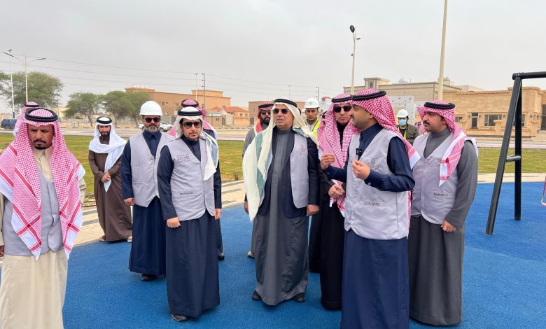 أمين الشرقية يفتتح ويدشن عدد من المشاريع التنموية والاستثمارية