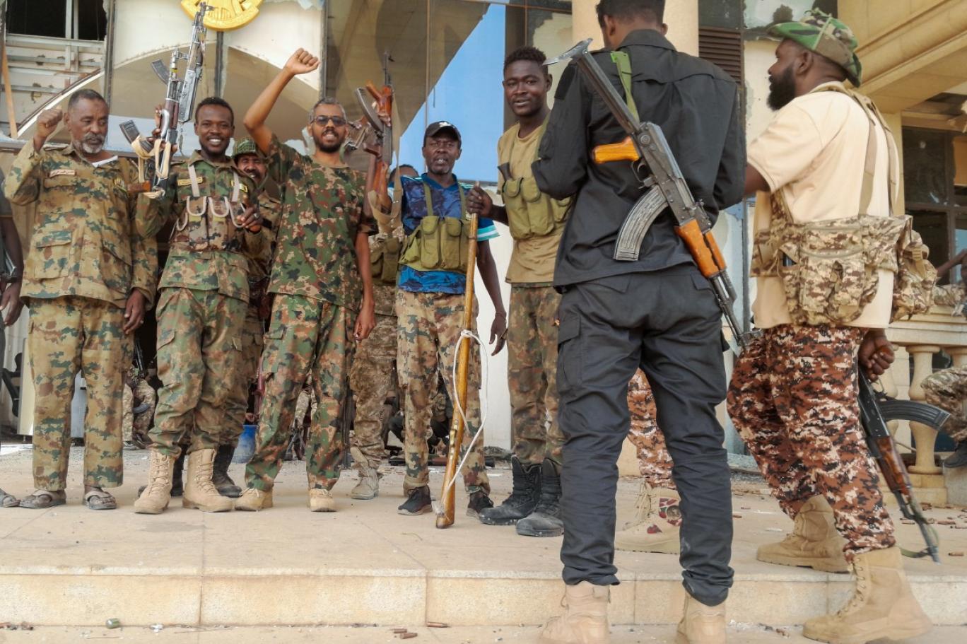 الجيش السوداني يطلق المرحلة الثانية للسيطرة على الخرطوم وانهيار أمني جنوب العاصمة 1 الجيش السوداني يطلق المرحلة الثانية للسيطرة على الخرطوم وانهيار أمني جنوب العاصمة 1