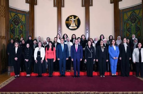 الرئيس السيسي يشارك في لقاء المرأة المصرية والأم المثالية 1 الرئيس السيسي يشارك في لقاء المرأة المصرية والأم المثالية 1