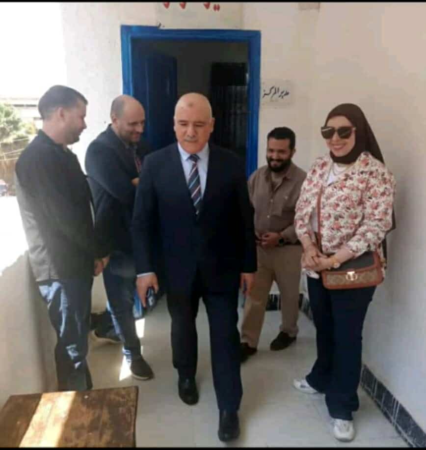 وكيل صحه القليوبيه يجري جوله مروريه بالاداره الصحيه ببنها خلال ساعات العمل المسائية 1 وكيل صحه القليوبيه يجري جوله مروريه بالاداره الصحيه ببنها خلال ساعات العمل المسائية 1