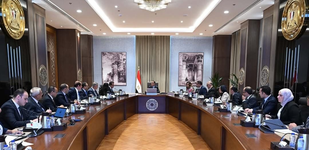رئيس الوزراء يناقش الخطة الاستثمارية للقطاع الصحي ..والإستعداد لإعلان مصر خالية من الجذام
