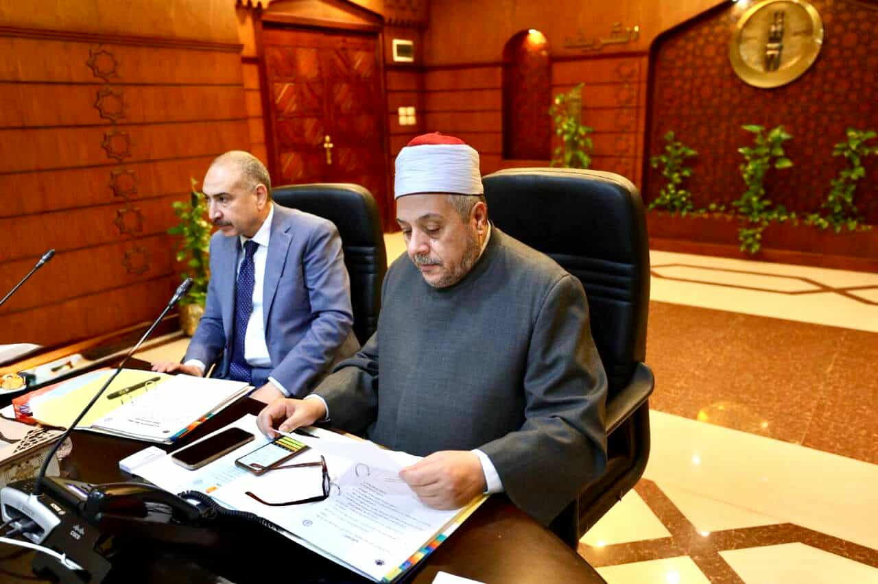اجتماع مشترك بين «الأزهر» و«التعليم» لمناقشة أعمال صندوق رعاية المعلمين